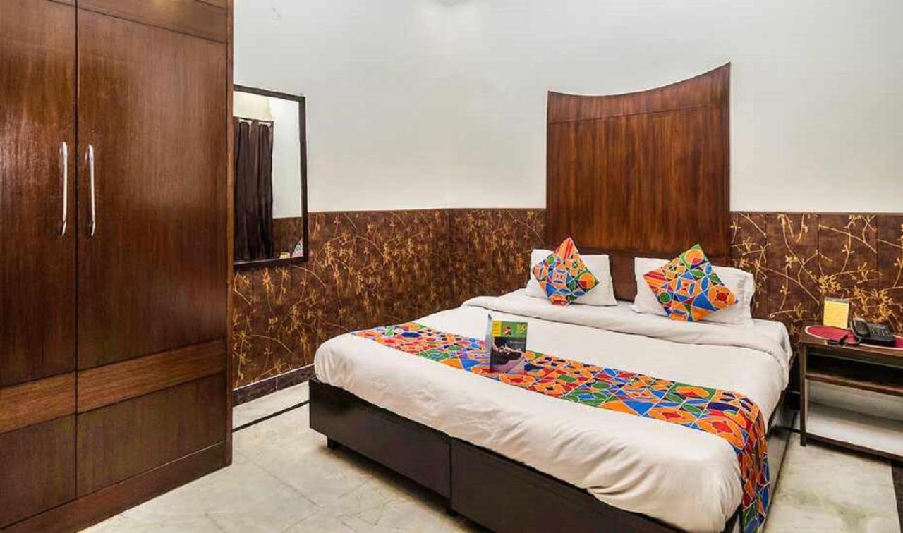 Del Fox Hotel, Delhi Airport New Delhi Exterior photo